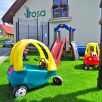 Rowy – Pokoje i apartamenty ROSA – plac zabaw