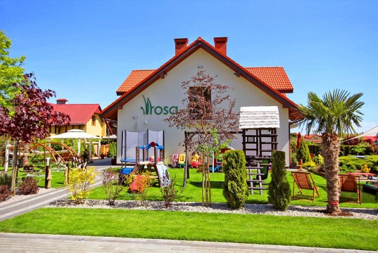 Pokoje i apartamenty ROSA – atrakcyjna oferta rodzinna